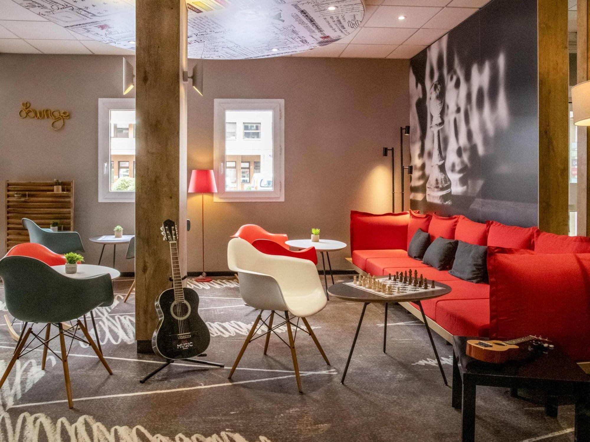 Séjourner sur la Route Napoléon : 4 Hôtels Centraux Comparés
